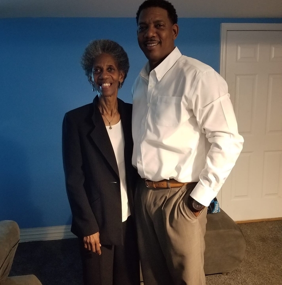 Meet your Posher, Kambui - Picture 1 of 1